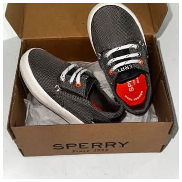 4 pair Kids Shoes, Wonder Nation, Sperry, Sneakers/Workboots, Size 5 & 6 - Picture 3 of 7